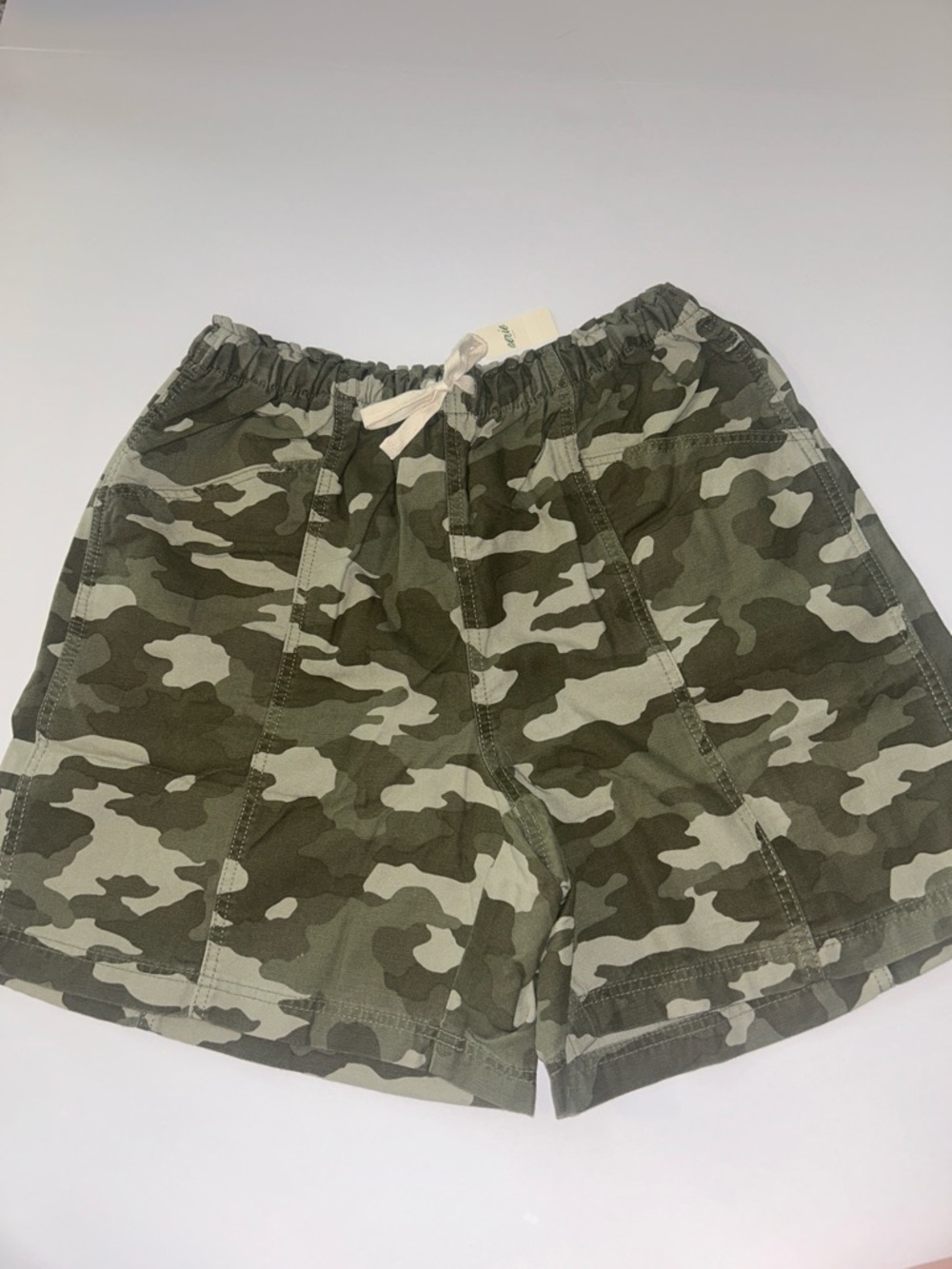aerie Women’s Camo Cargo Bermuda Shorts - Size Large
